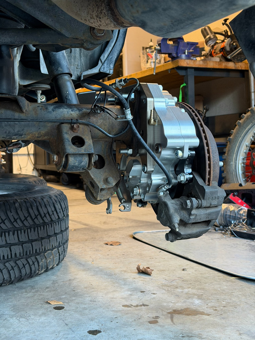 Close up of Portal Pros portal axle on the rear axle of a GX470 4runner